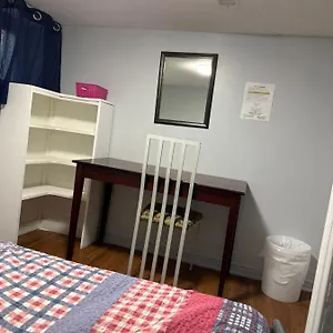 Homestay Ghalib Homestay, Toronto