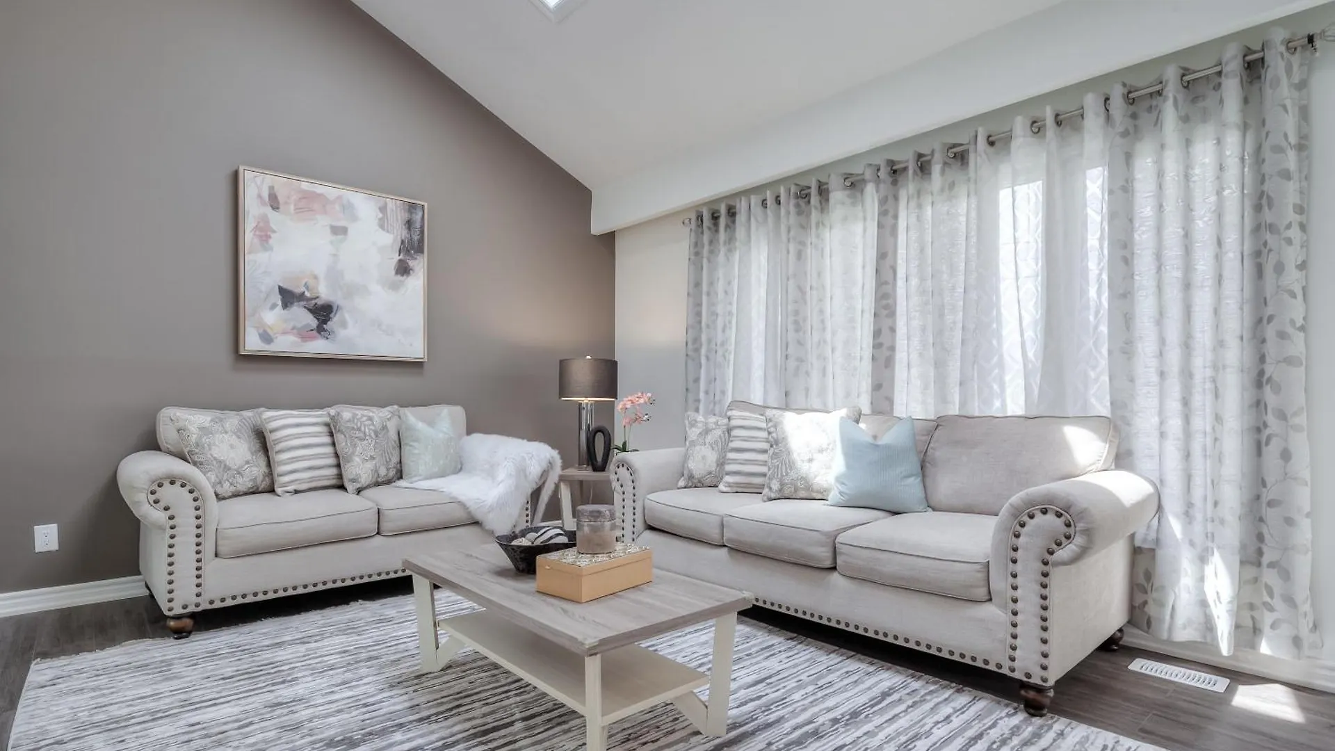 Luxury 5Br Villa In Scarborough Toronto