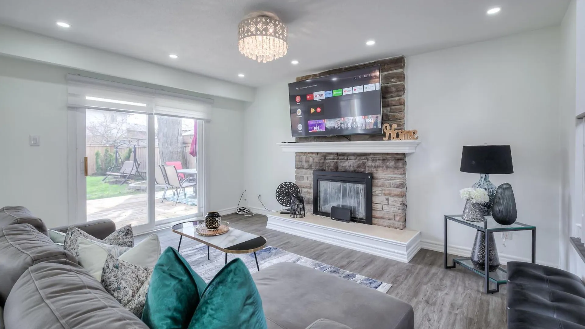 Luxury 5Br Villa In Scarborough Toronto