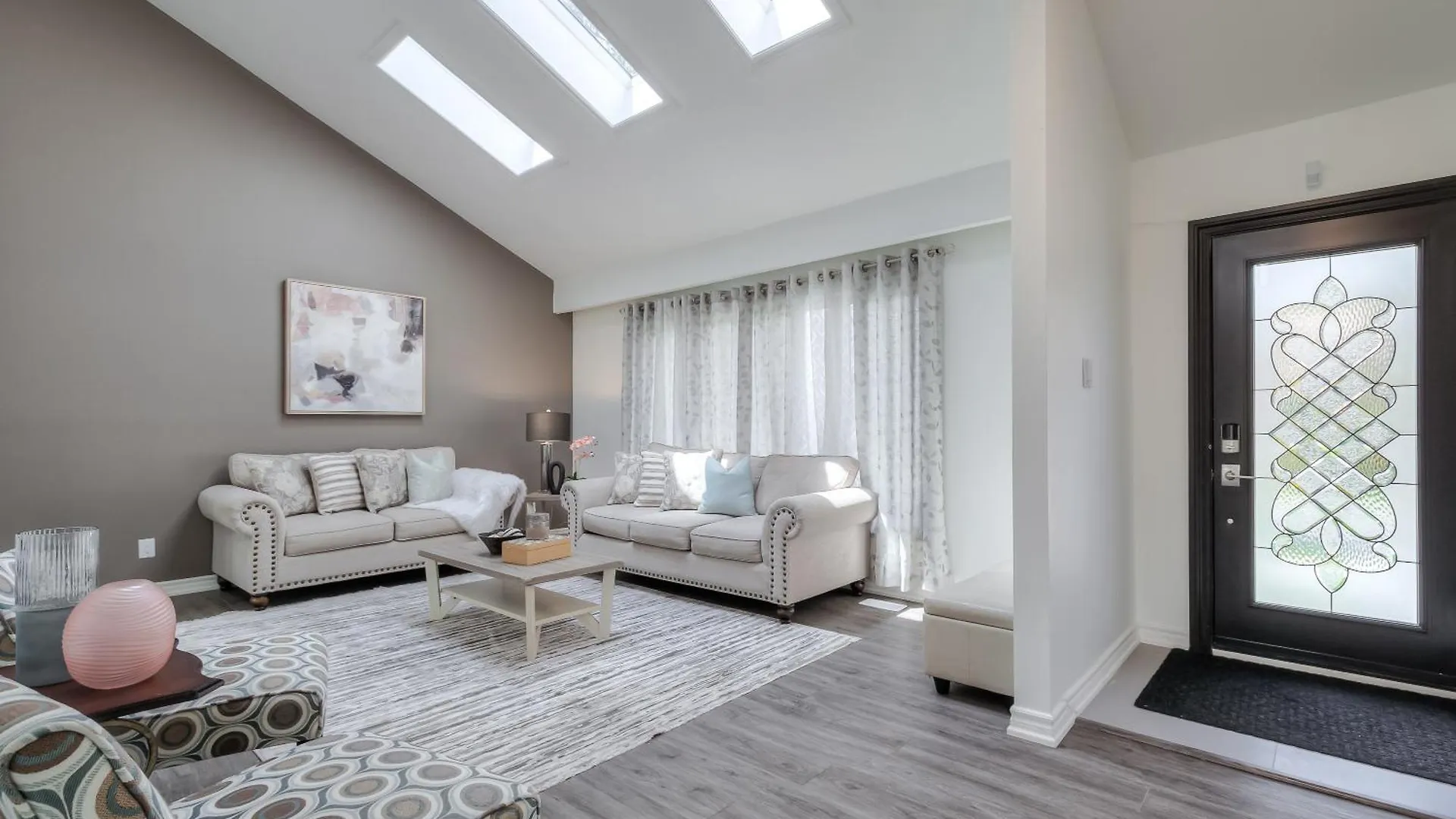 Luxury 5Br Villa In Scarborough Toronto