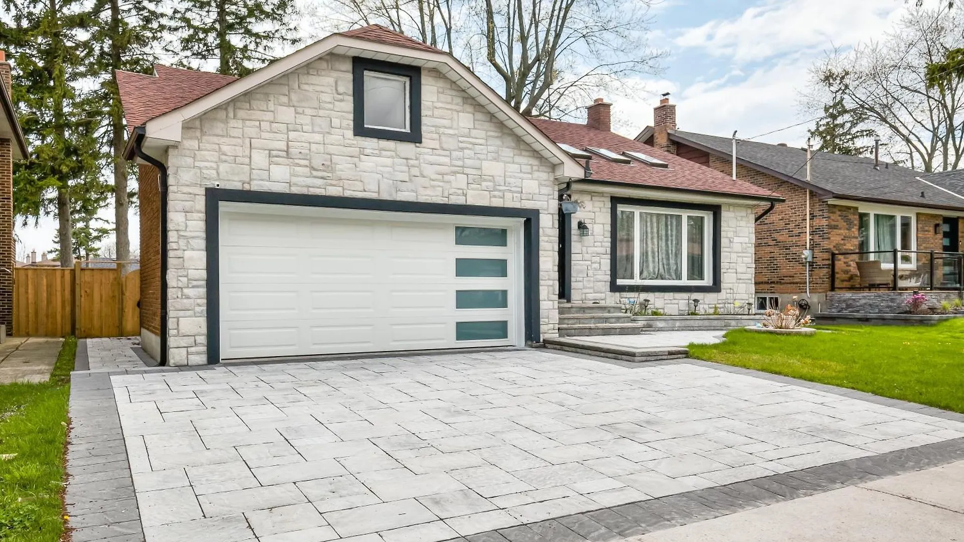 Luxury 5Br Villa In Scarborough Toronto